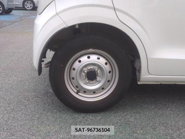 Suzuki ALTO 2018-04 333789-26