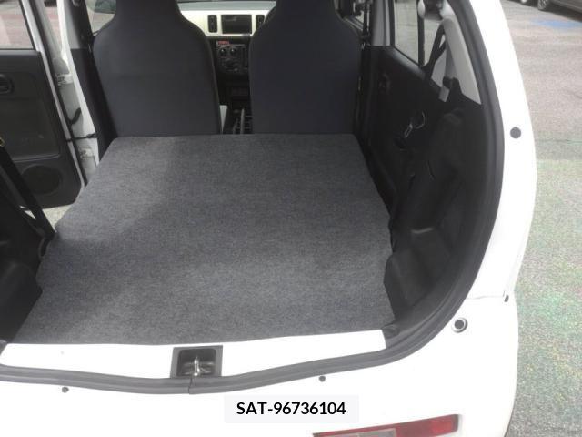 Suzuki ALTO 2018-04 333789-21