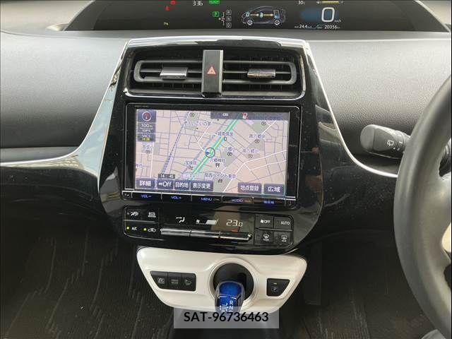 Toyota PRIUS 2017-09 342538-15