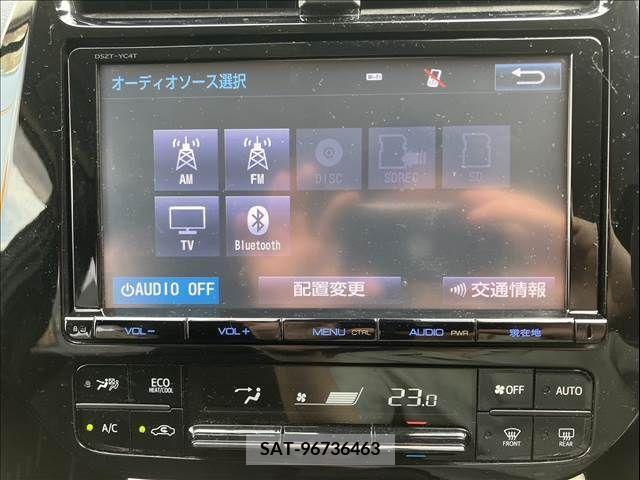 Toyota PRIUS 2017-09 342538-18