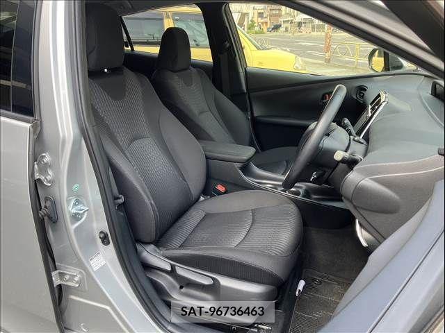 Toyota PRIUS 2017-09 342538-8