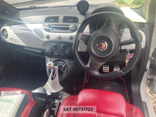 Abarth 500 2011-01 388930-17
