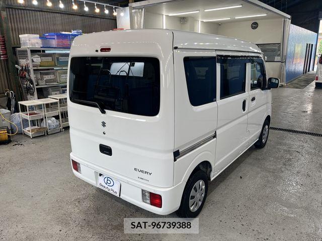 Suzuki EVERY 2023-03 268856-8