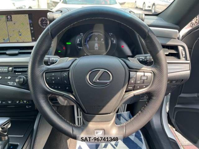 Lexus ES 2019-01 237056-8