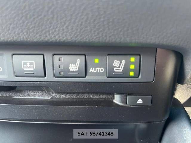 Lexus ES 2019-01 237056-6