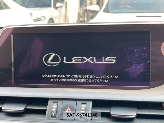 Lexus ES 2019-01 237056-3