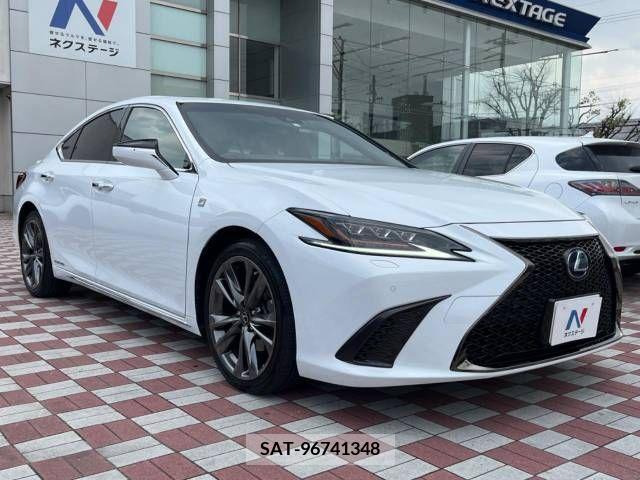 Lexus ES 2019-01 237056-16
