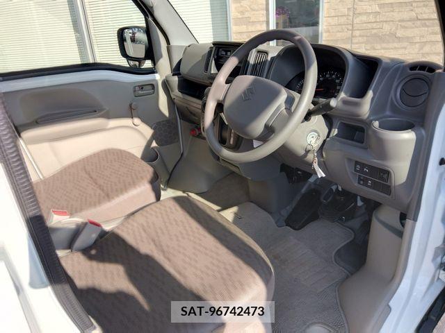 Suzuki EVERY 2023-04 297482-5