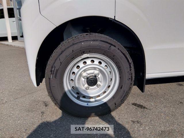 Suzuki EVERY 2023-04 297482-18