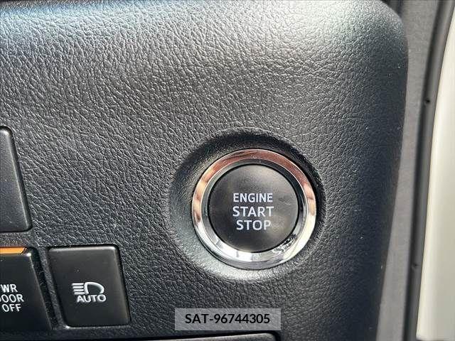 Toyota ALPHARD 2018-03 381953-28