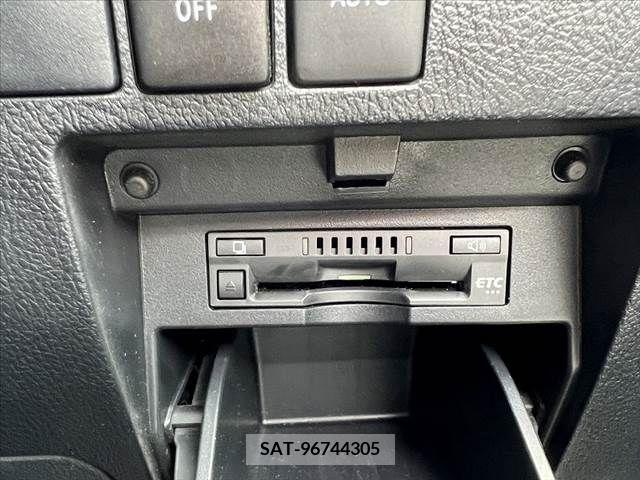 Toyota ALPHARD 2018-03 381953-6