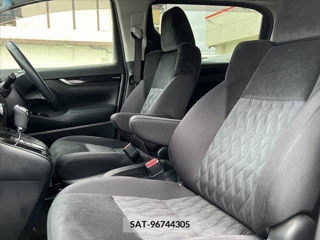 Toyota ALPHARD 2018-03 381953-19