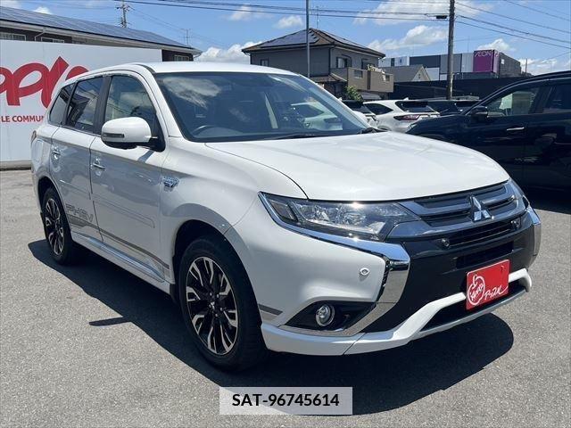 Mitsubishi OUTLANDER PHEV 2015-12 380775-16