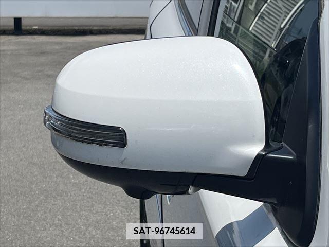 Mitsubishi OUTLANDER PHEV 2015-12 380775-27