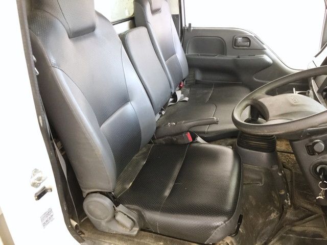 Isuzu ELF TRUCK 2019-11 14321-1