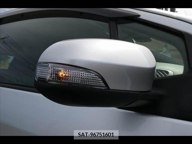 Toyota VITZ 2015-07 288553-18