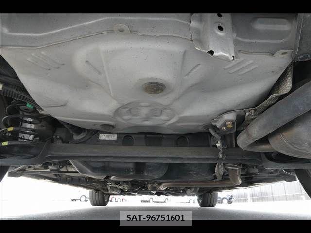 Toyota VITZ 2015-07 288553-13