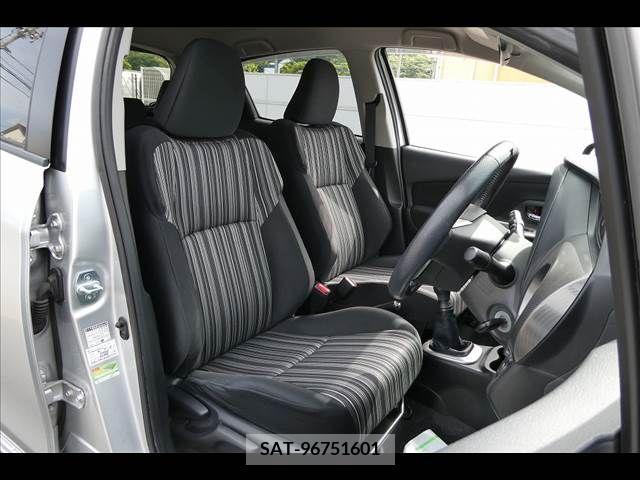 Toyota VITZ 2015-07 288553-8