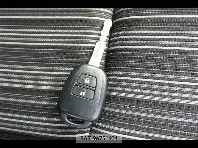 Toyota VITZ 2015-07 288553-4