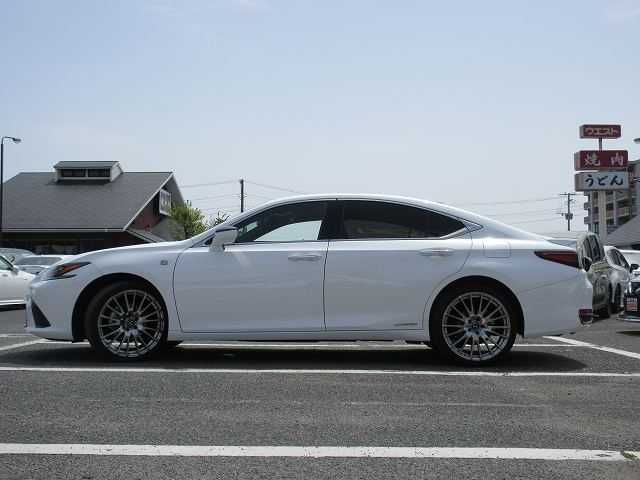 Lexus ES 2019-11 5946-17