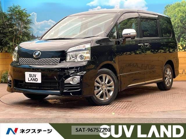 Toyota VOXY 2013-11 329396-0