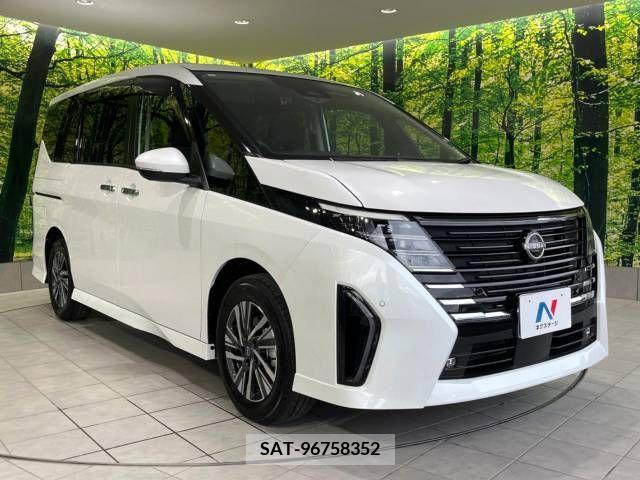 Nissan SERENA 2023-11 345396-17