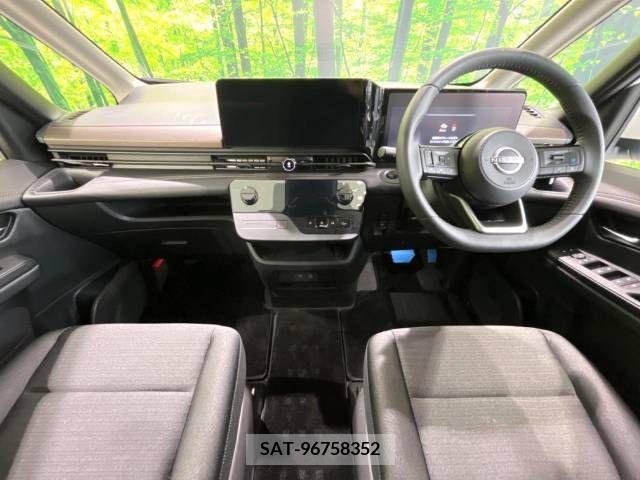 Nissan SERENA 2023-11 345396-1
