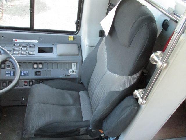 Hino S'ELEGA 2007-03 8658-26