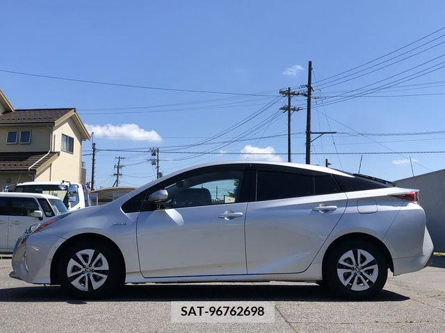 Toyota PRIUS 2016-02 282611-8