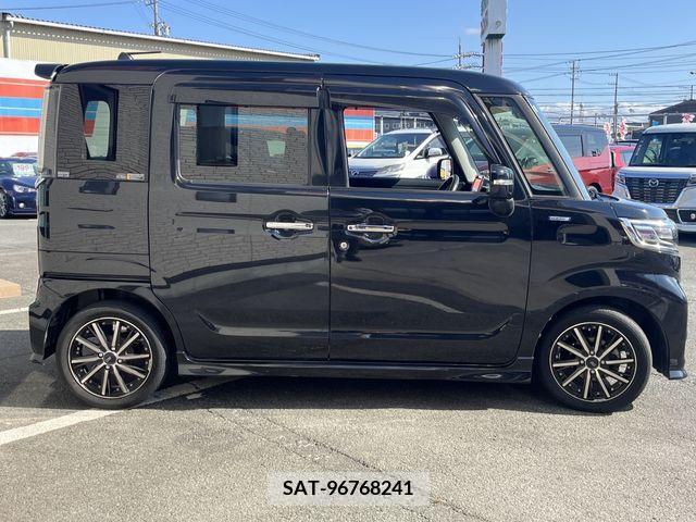 Suzuki SPACIA 2018-08 285754-5