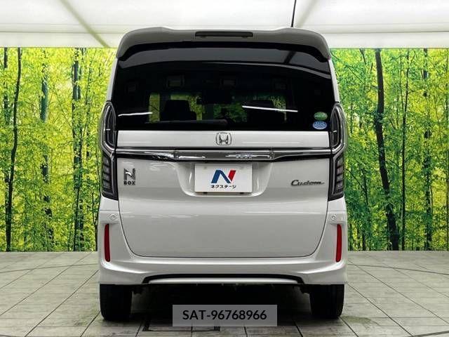 Honda N BOX CUSTOM 2019-01 215058-15