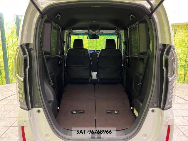 Honda N BOX CUSTOM 2019-01 215058-10