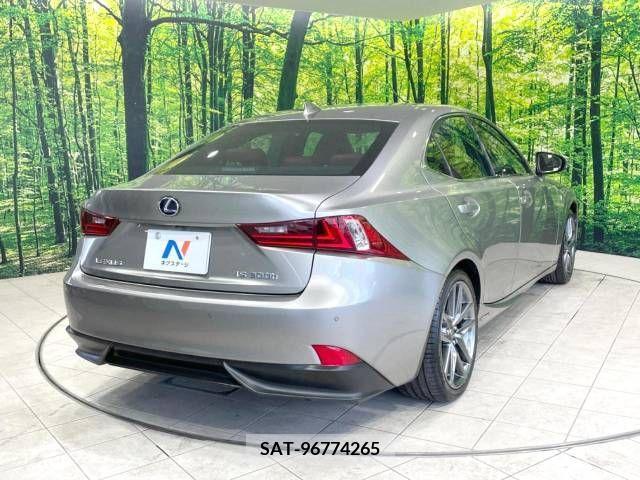 Lexus IS 2013-08 354288-17