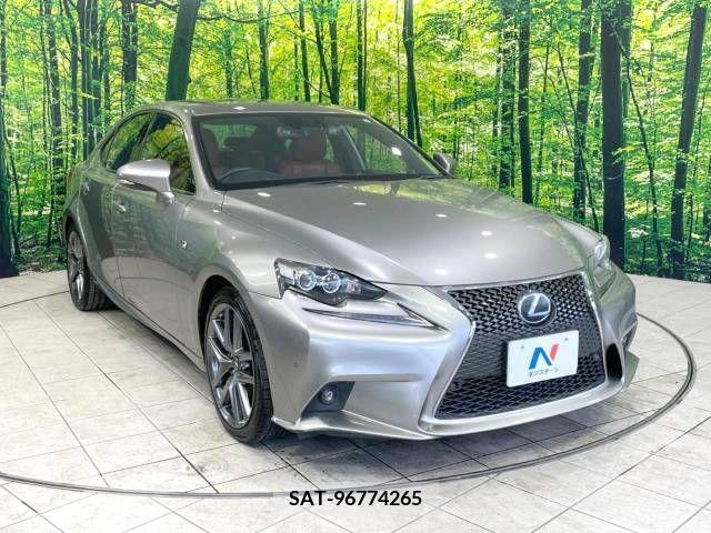 Lexus IS 2013-08 354288-16
