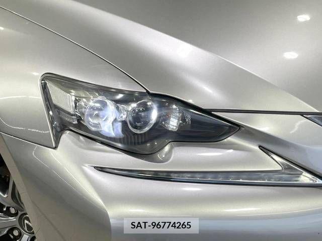 Lexus IS 2013-08 354288-12