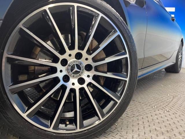 Mercedes Benz C-CLASS 2019-06 196332-14