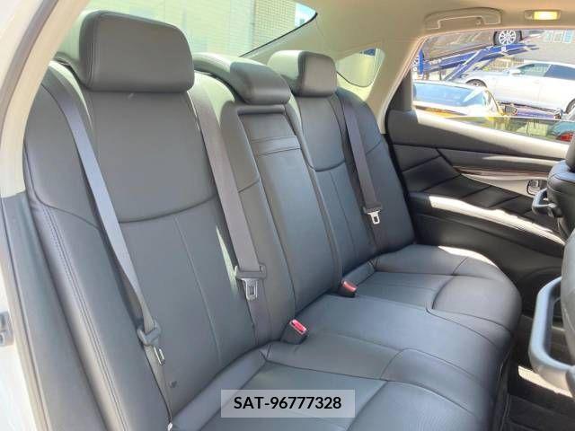 Nissan FUGA 2017-01 324780-9