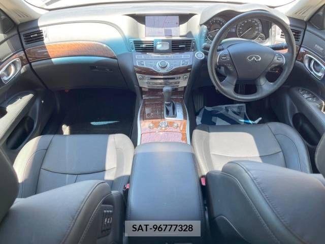 Nissan FUGA 2017-01 324780-1