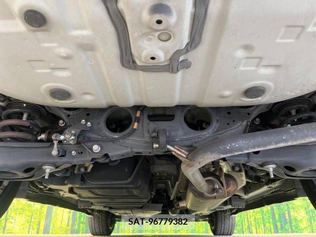 Toyota HARRIER 2017-10 360901-19
