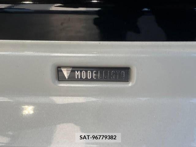 Toyota HARRIER 2017-10 360901-3