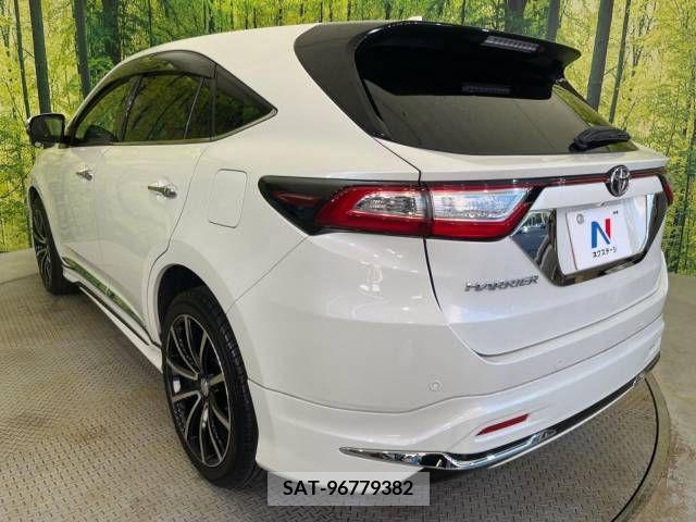 Toyota HARRIER 2017-10 360901-16