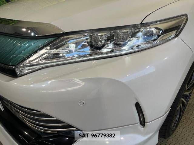 Toyota HARRIER 2017-10 360901-11