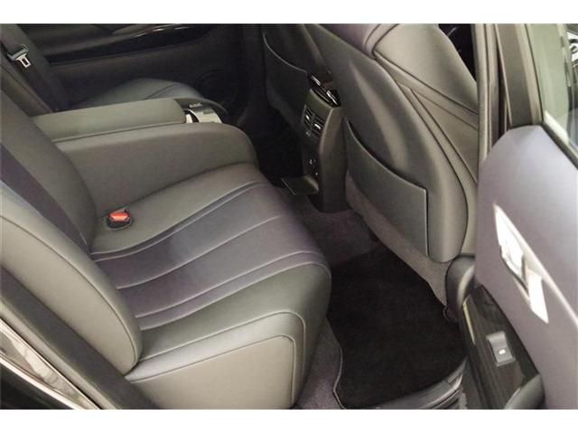 Toyota Mirai 2019-12 28512-15