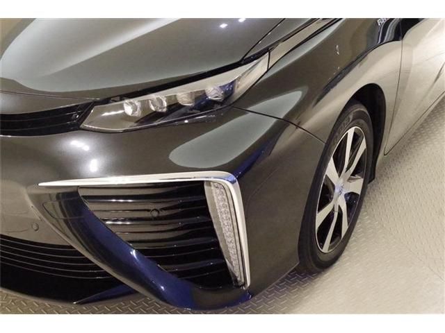 Toyota Mirai 2019-12 28512-26