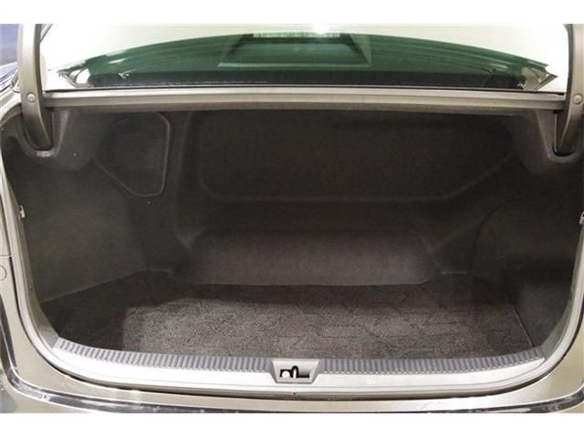 Toyota Mirai 2019-12 28512-16
