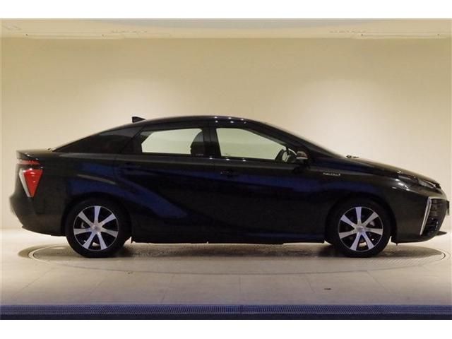 Toyota Mirai 2019-12 28512-22