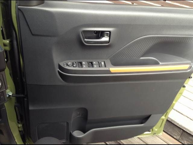 Daihatsu TANTO 2022-11 5056-29