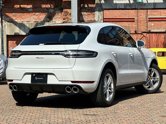Porsche MACAN 2021-11 10127-2