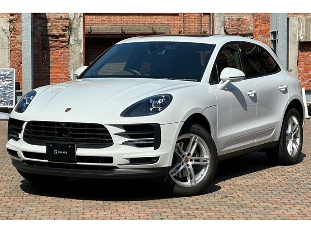 Porsche MACAN 2021-11 10127-0