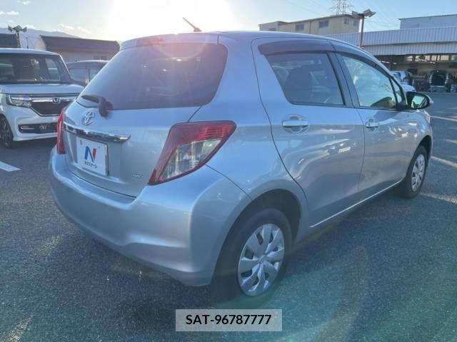 Toyota VITZ 2013-08 250559-17